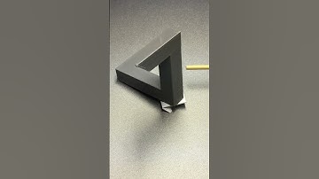 3D Printed Triangle Illusion