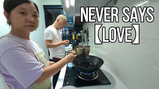 Thirty years of marriage without ever saying "I love you" | Daily Dinners of Chinese Families screenshot 3