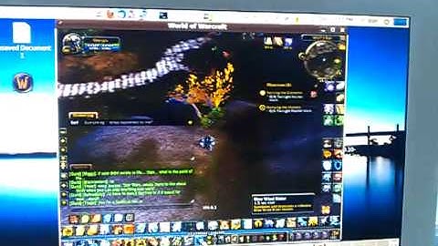 World of Warcraft running in Wine in Ubuntu 10.10 on an eeepc 1000he