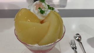 Shinjuku Takano   Seasonal Peach Parfait 新宿高野パーラー 桃パフェ