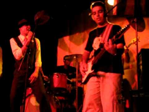 Dias Atrás - Banda Fulanos (Ao Vivo)