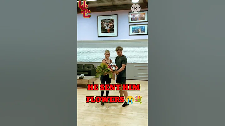 jonathan bailey sent robert irwin flowers 💐😭 | wicked night perfection 🌙💚 #shorts #viralshorts #bts