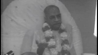 Srila Prabhupada Conversation - July 13, 1975 in Philadelphia, USA