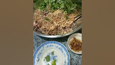 Gỏi vịt trộn bắp chuối