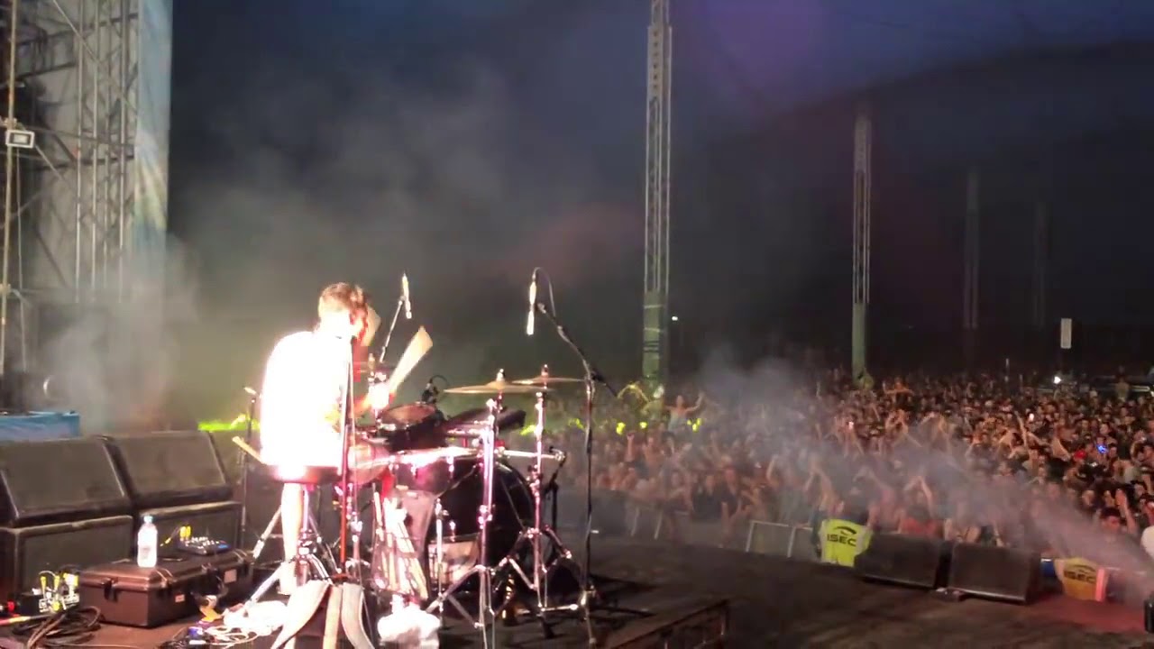 Tkay Maidza x Motez 'Down Like This' Live at Falls Festival Byron Bay