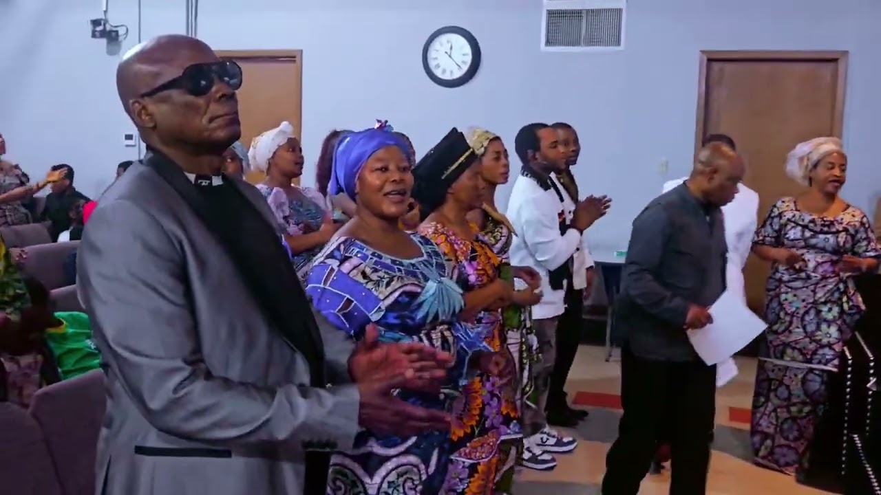 Wimbo wa watu wote kwenye mkutano wa christmas 2024