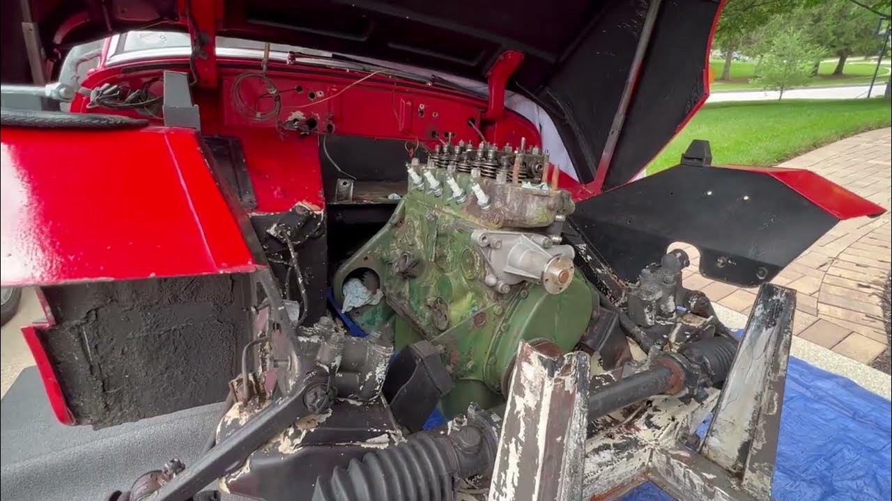 Bugeye Sprite RightHand Front Suspension Spring Removal and Control