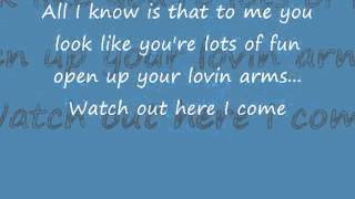 Alvin and the Chipmunks You spin me right round Like a record  with lyrics wmv   YouTube