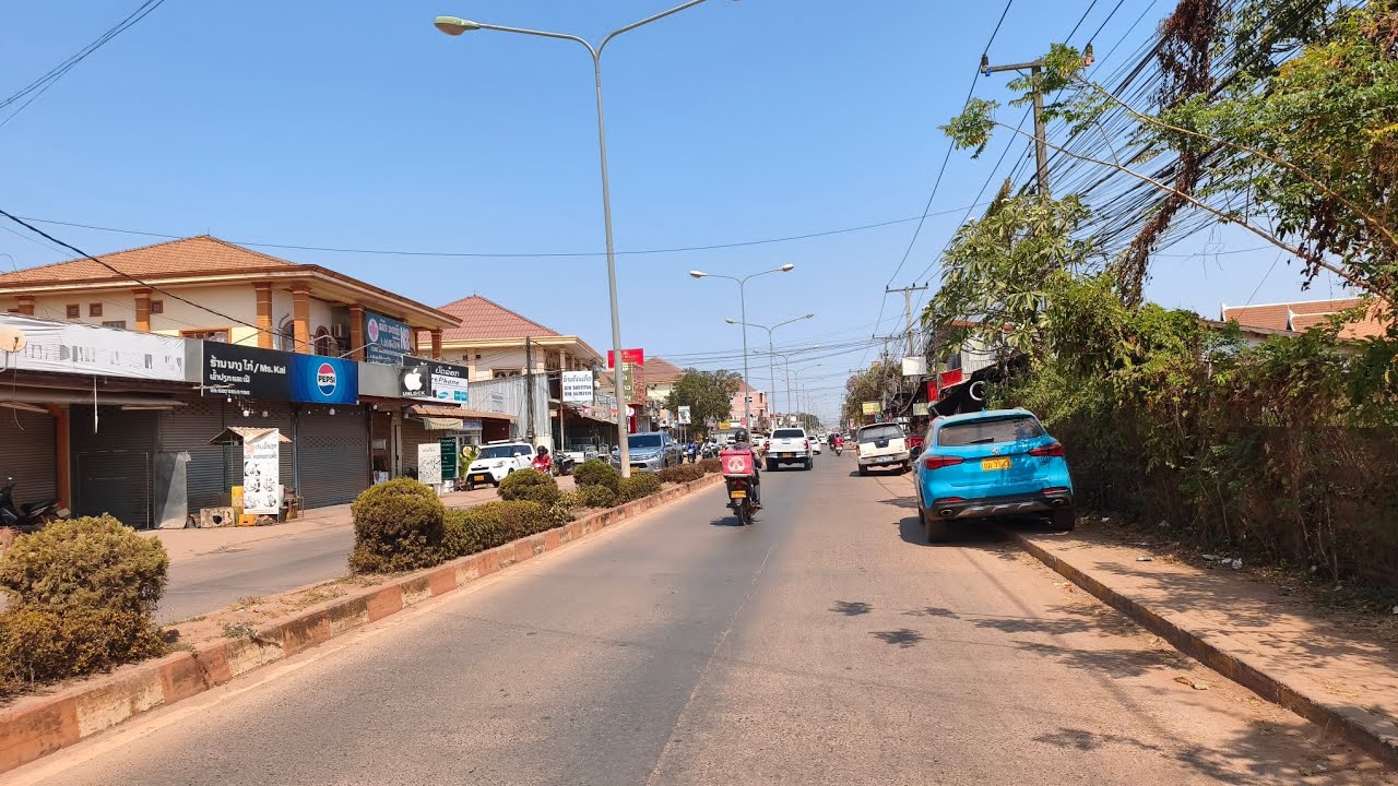 เที่ยวลาว บ้านสีวิไล บ้านใหญ่บ้านดังของนครเวียงจันทน์  