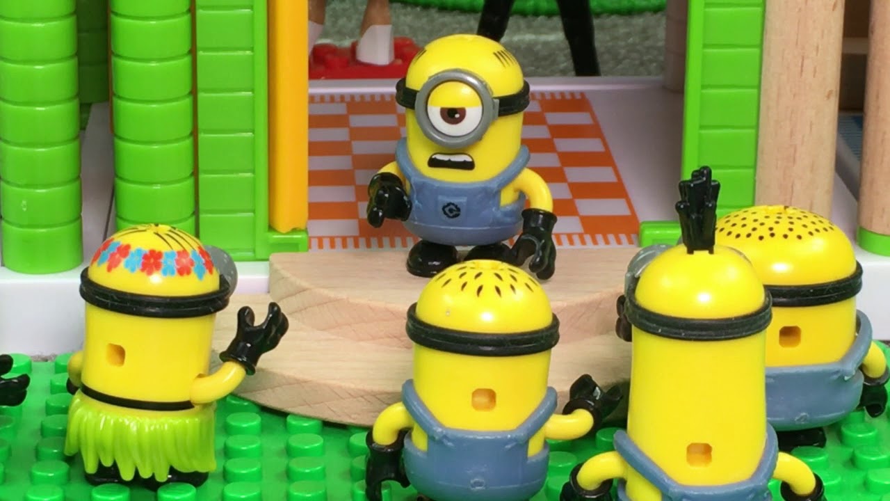 Brio World House Build and Play with Minions Stop Motion YouTube