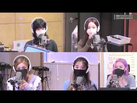aespa’s reaction when sunmi told them Savage MV got 30M views in one day