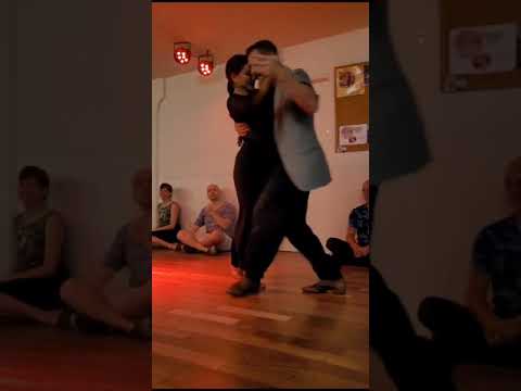 Anita Escobar & Adrián Luppi / Milonga Querida - D'arienzo / Práctica Las Malevas