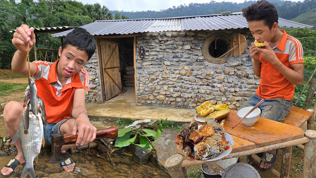 Мальчик-сирота: Навыки ловли речной рыбы и приготовления пищи, зарабатывание на жизнь самостоятельно