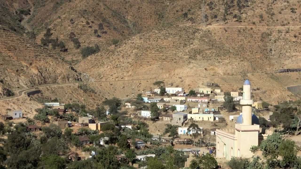 Eritrea - Mallets to Asmara Pt 2 - Steaming Around Nefasit