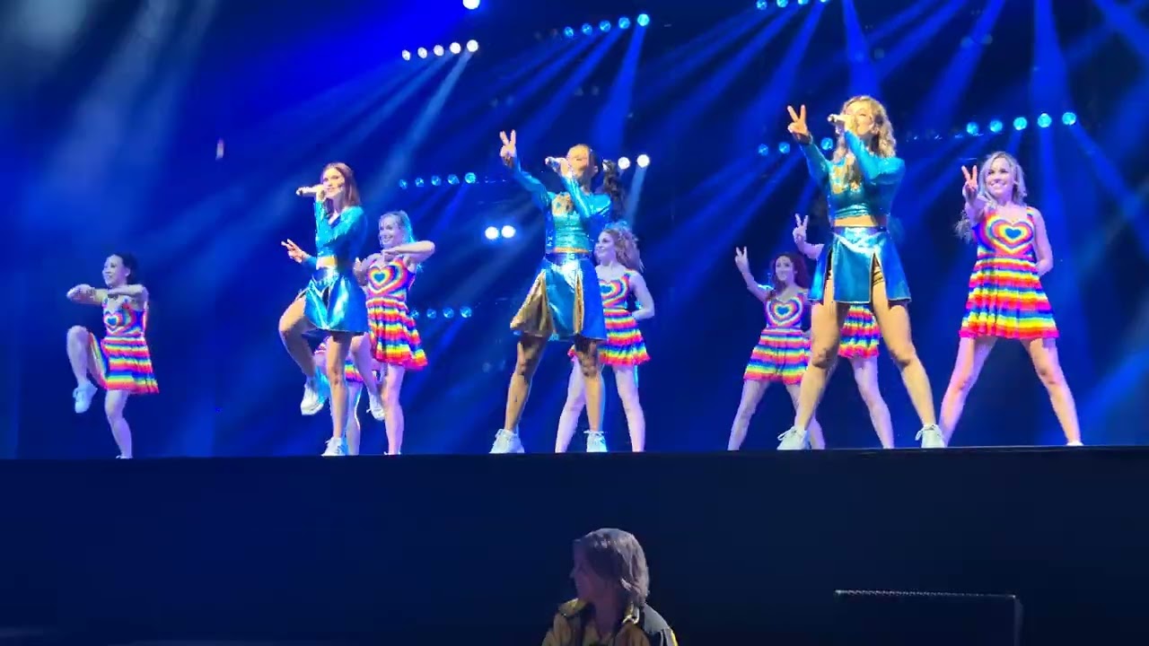 K3 Zeesterren 6 april 20:00 | Medley: Loko Le / Liefdeskapitein / Fata Morgana