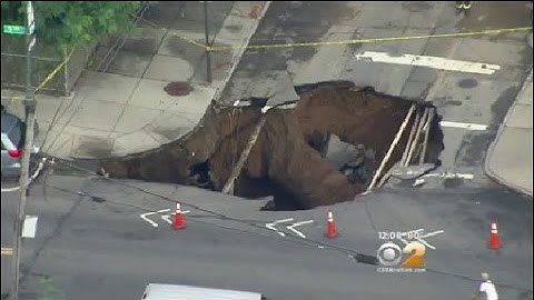 Giant Sinkhole In Brooklyn