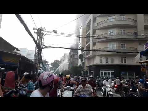Video Cháy lớn Tiệm Phụ Tùng Xe KIM THÀNH Q15-Q5 - youtube