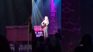 Video thumbnail of "Jennifer Nettles - King of the City - Norman OK"