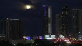 Blue Moon rises over Miami skyline