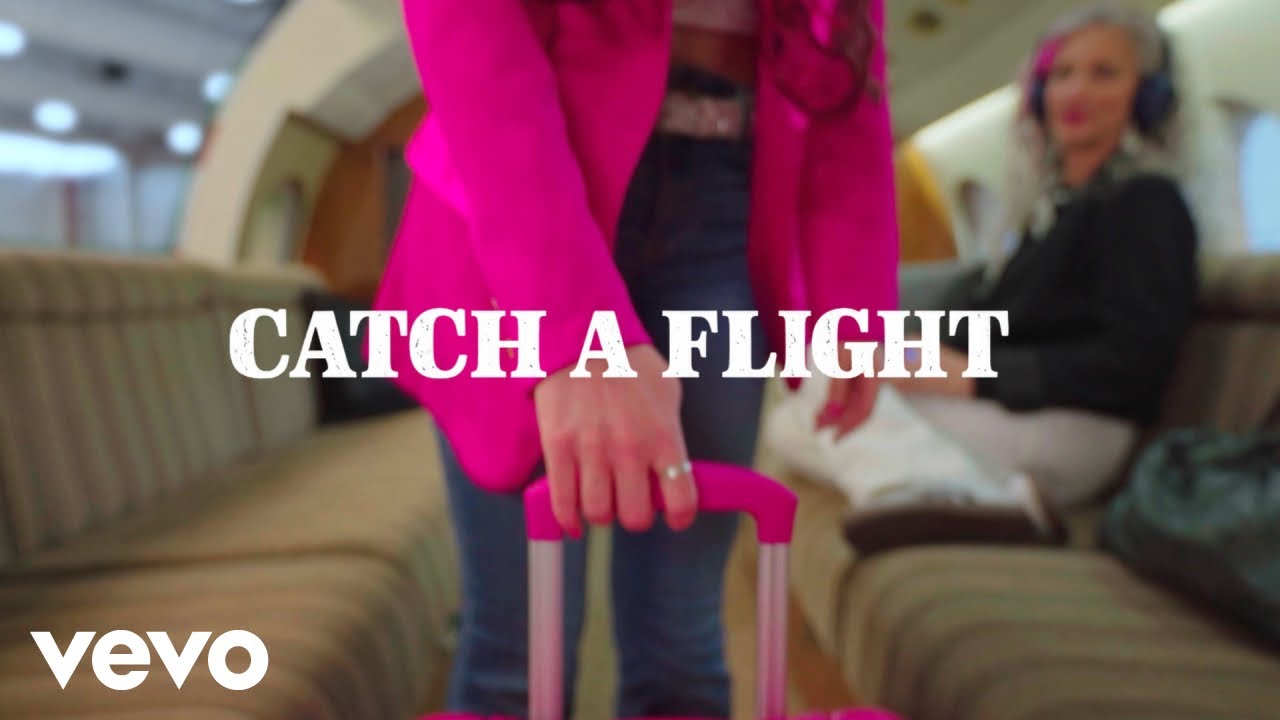 Candice Lee - Catch a Flight (Official Music Video) auf YouTube ansehen Candice Lee - Catch a Flight (Official Music Video) auf YouTube ansehen