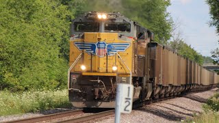 UP 8482 leads weston coal at oakwood rd oakcreek wi