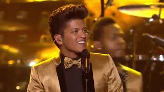 Vignette de la vidéo "Bruno Mars - Runaway baby - Performance  in The Grammys Awards 2012"