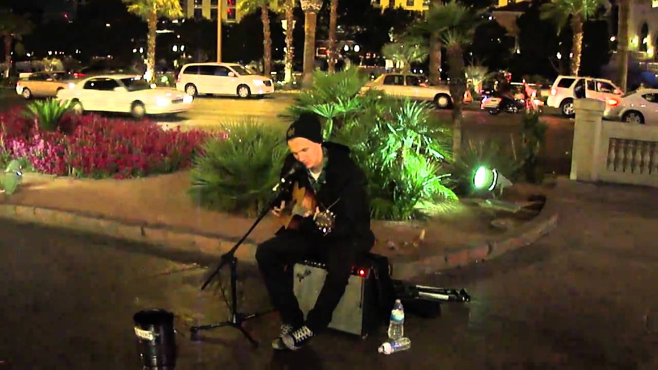 Beat Box Guitar on Las Vegas Strip Beatboxer beatbox and guitar YouTube