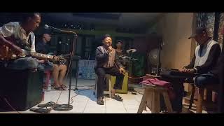 Download Lagu TIADA KATA TERLAMBAT. Cover koes plus. ArisBendoBand feat PD plus MP3