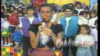 Nubeluz - Monica Santa Maria