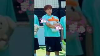 【RIIZE ×NCT WISH】ぬいぐるみの持ち方に差がありすぎる#rize #ライズ #nctwish