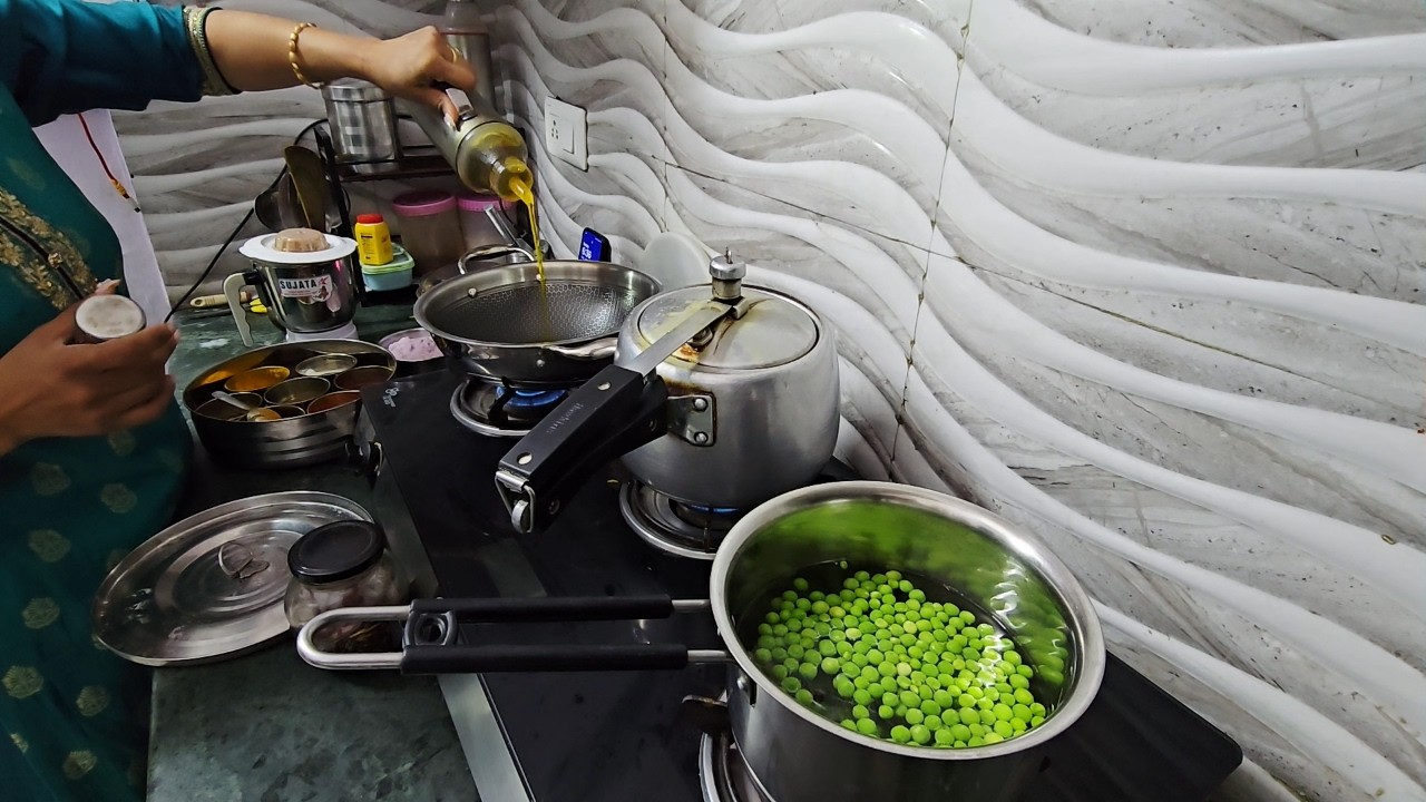 दावत का खाना अपने आप बनाया सबके लिए || घर के खाने का स्वाद एकदम होटल जैसा || Ashu and Arvind Vlogs