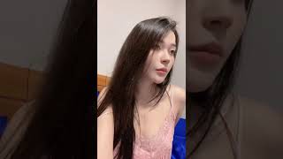 Tiktok Không Mặc Áo Giáp