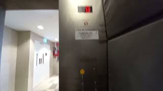 Schindler 5000 Elevator at Admiralty Place.