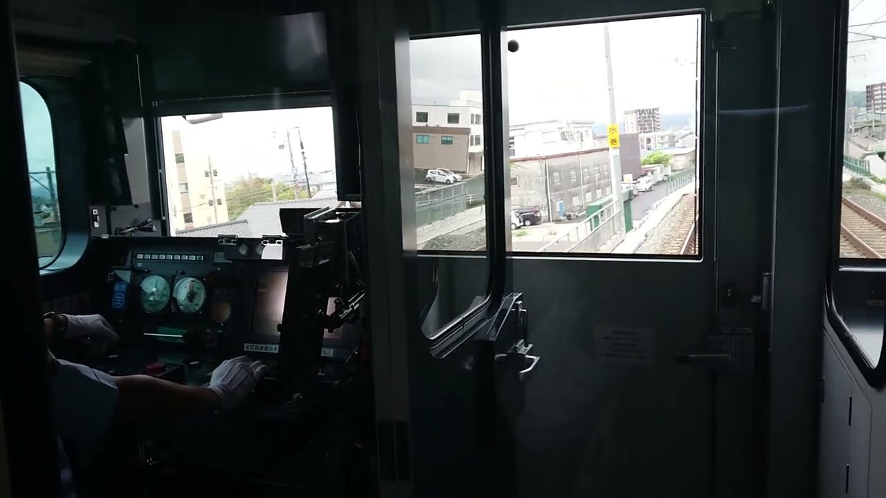 819系 自動運転 前面展望 - YouTube