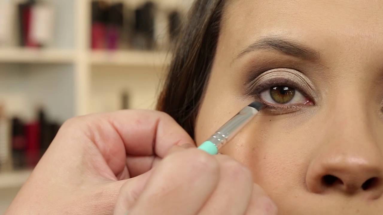 Saiba como fazer uma maquiagem simples para os olhos no dia a dia e dar um  up no olhar - Purepeople