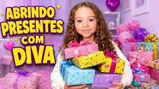 Abrindo Presentes Do Aniversário Da Diva| *Tudo Que Ela Ganhou*