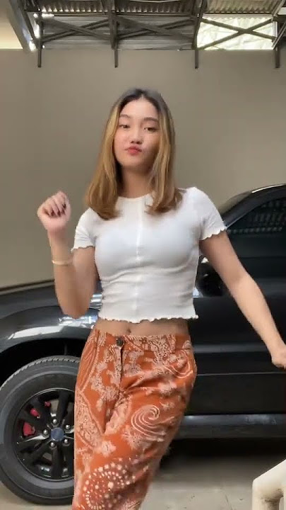 TIK TOK SEKSI CHANDRIKA CHIKA