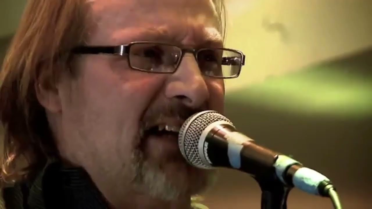 25 0130 1280  720  Johnny Mac at Katies Vintage 2015