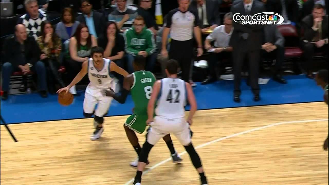 Ricky Rubio's AMAZING Spinning Dish