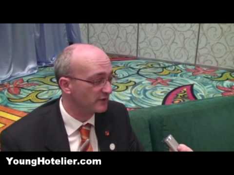 5-tips---studying-hotel-management-or-tourism-in-australia