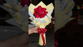 8 Red roses arrange flowers bouquet. #shorts #flowertech9