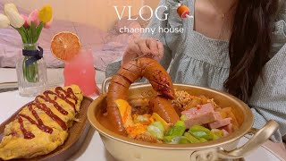 ENG) Living alone Vlog 🍖 Kilbasa Budaejjigae Egg Roll, Lunch Box, Daily, Korean Food, Cooking