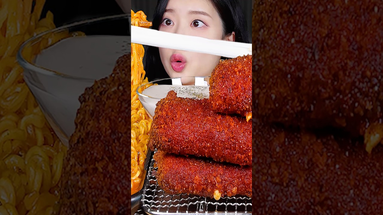 내슈빌핫 모짜렐라스틱 🌶️ 치즈볶음면 먹방! CHEESE PULL 🧀 Chili's Mozzarella Sticks & Cheesy Noodles
