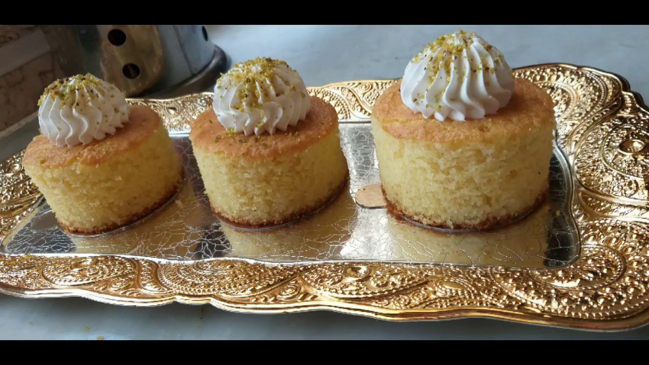 يا عيني على بسبوسة و جمالها طريقة جديدة و شكل جديد جربوها ولا اروع