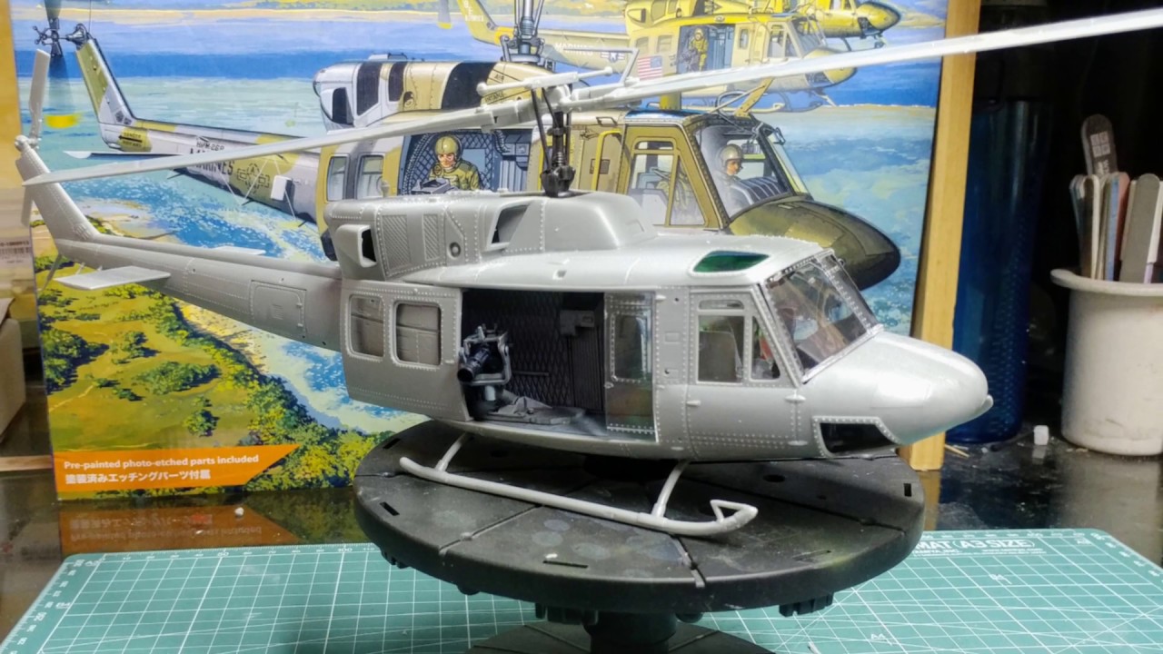 Dragon UH 1N 1/35 scale - YouTube