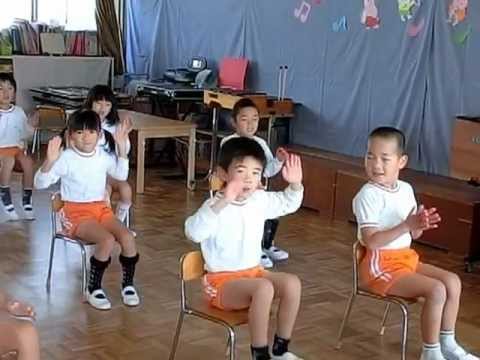 リトミック（５歳児クラス） 2012年1１/2８