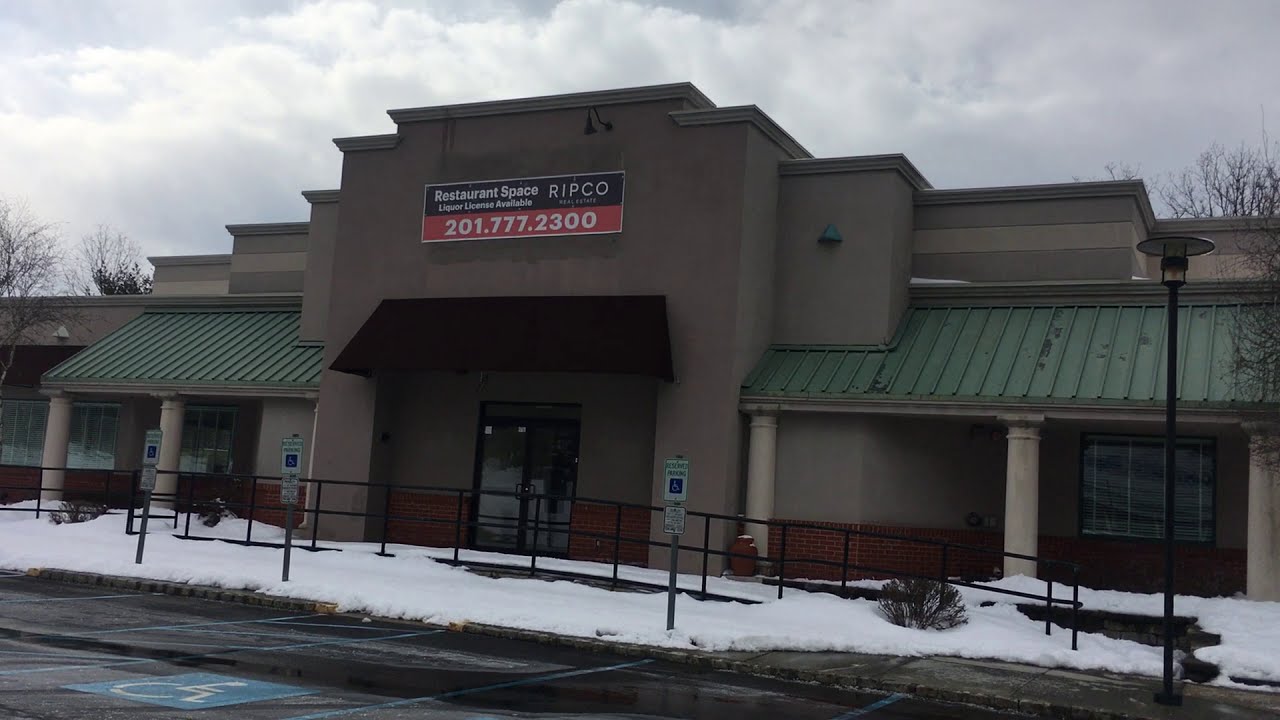 Abandoned Olive Garden Livingston NJ closed store YouTube