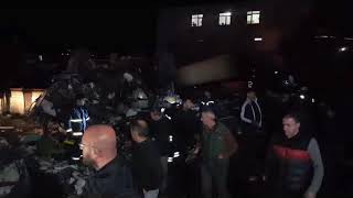 FRENİ PATLADI KAHVEHANEYE DALDI