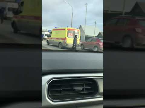 Автомобиль "скорой помощи" попал в ДТП в Челнах