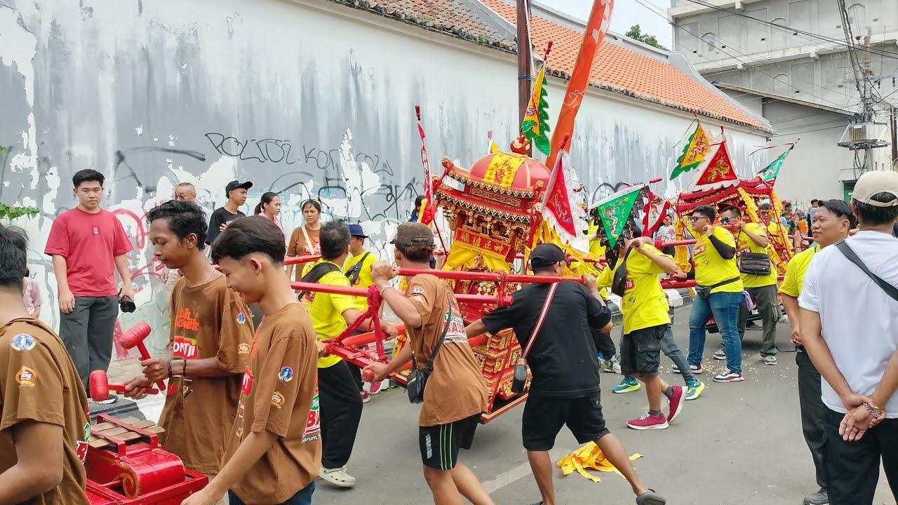 Kirab gotong toe pe kong  klenteng TEK HAY KIONG TEGAL hari pertama || part 1 || imlek 2026 